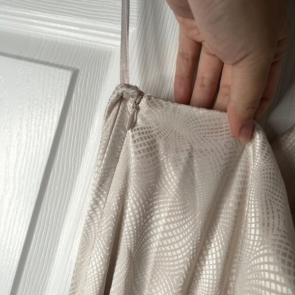 Love, Whit Ivory White One Shoulder Asymmetrical Jumpsuit Women's Size 12 - Picture 6 of 13